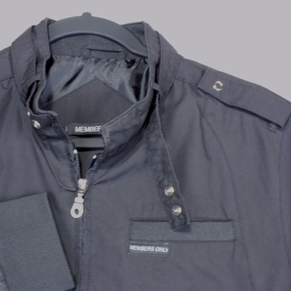 Members Only Iconic Racer Jacket Mens Small Black Classic Bomber EUC